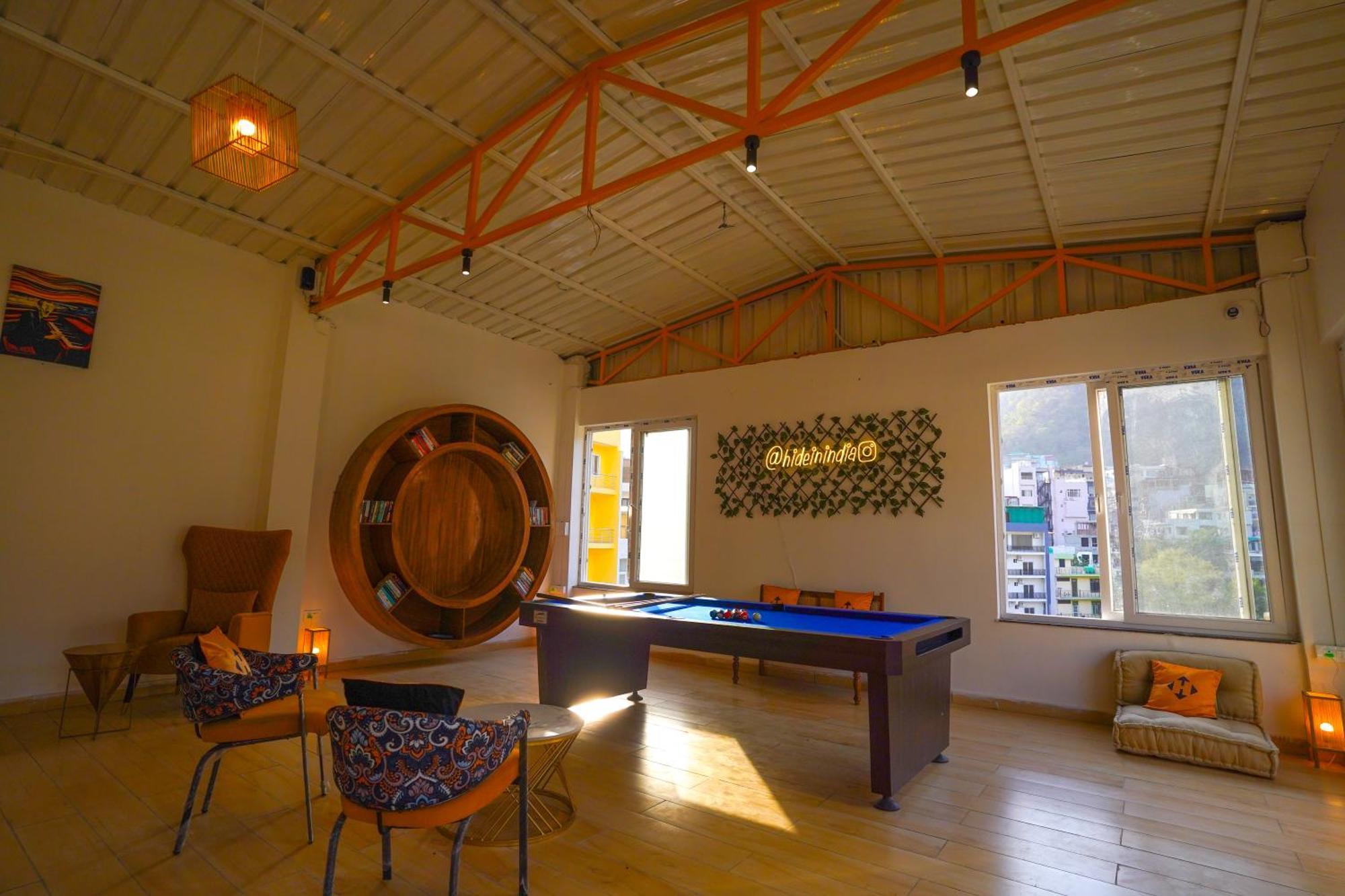 Hide-In Rishikesh, Laxman Jhula Hostel Екстериор снимка