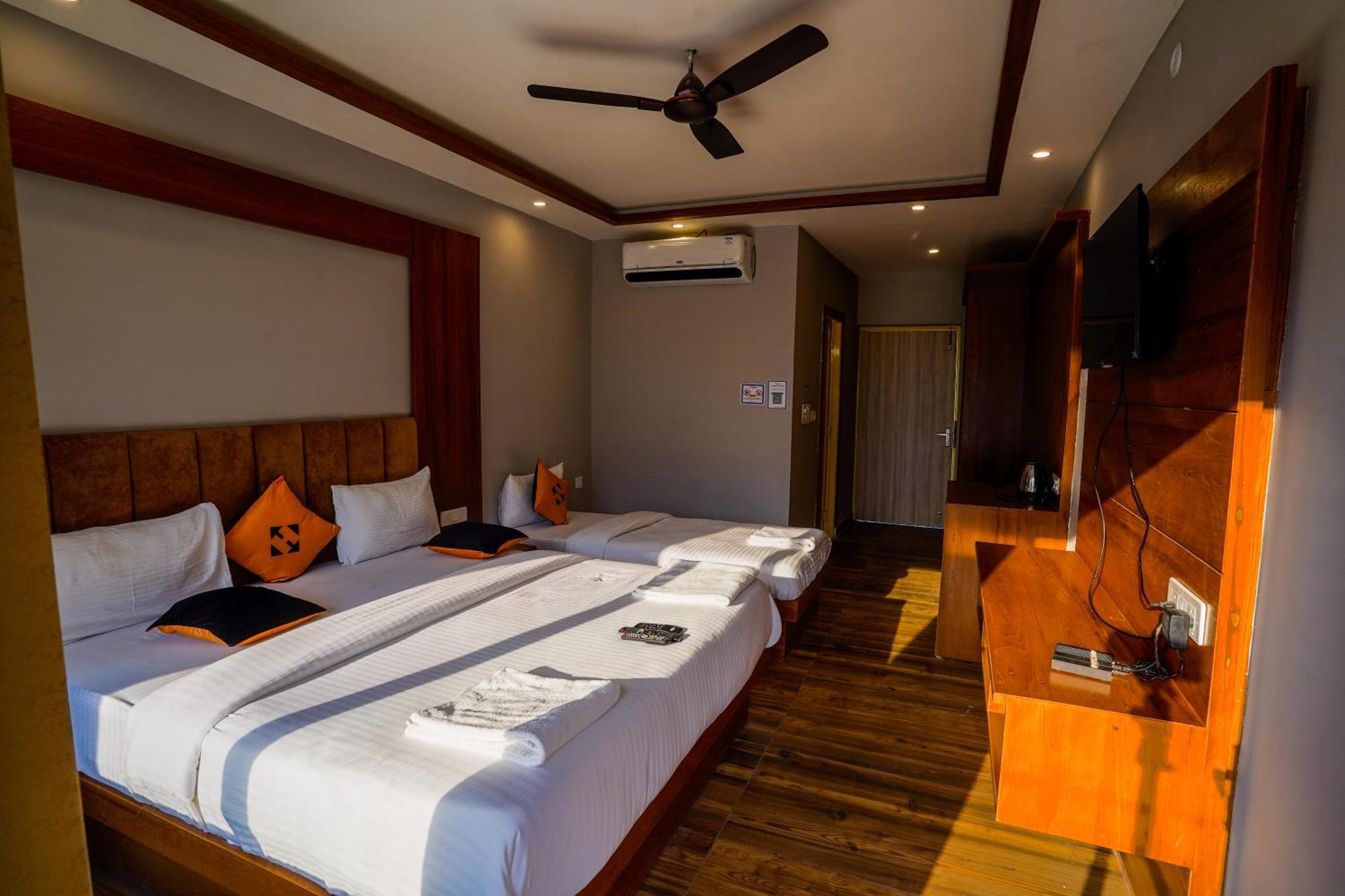 Hide-In Rishikesh, Laxman Jhula Hostel Екстериор снимка
