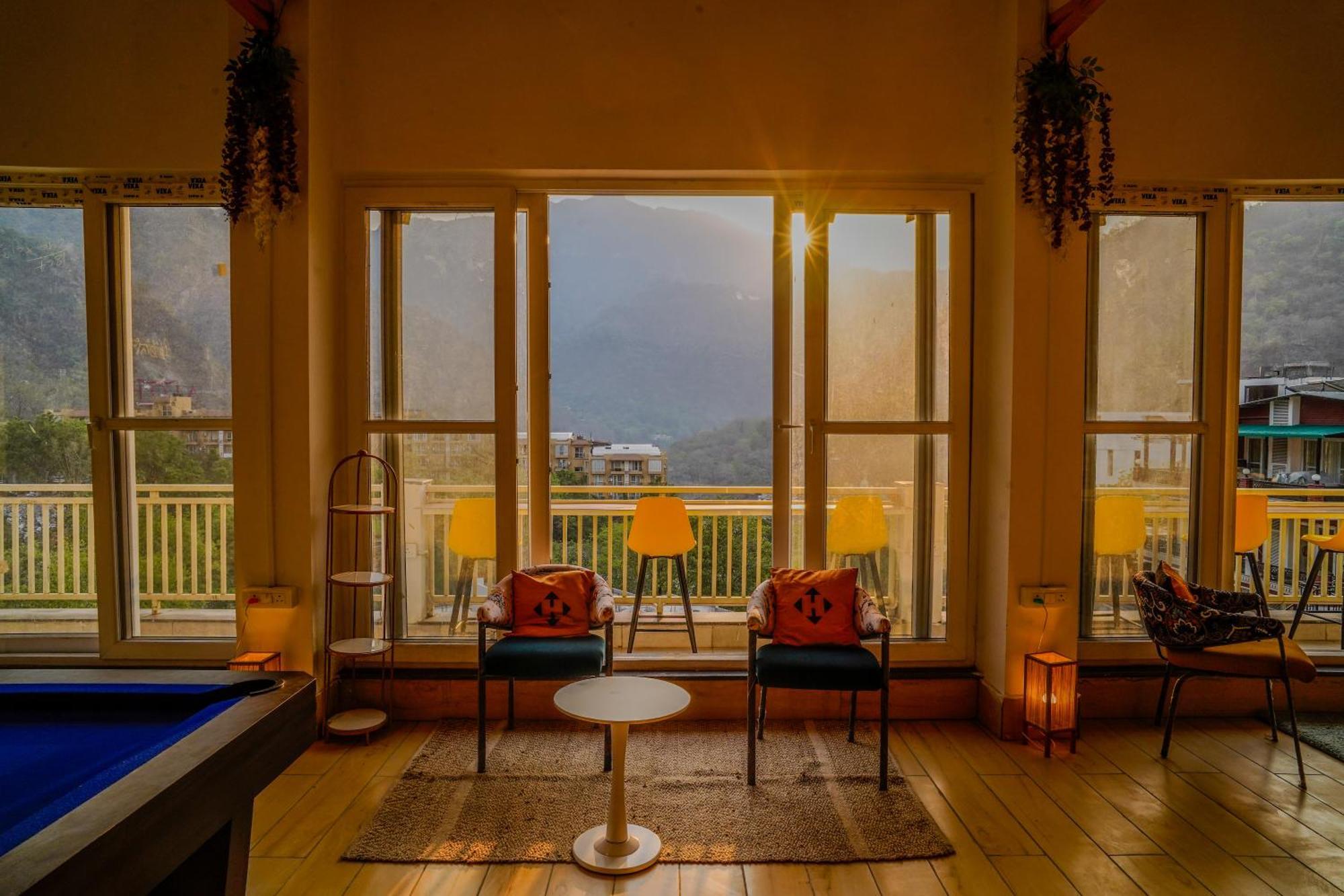 Hide-In Rishikesh, Laxman Jhula Hostel Екстериор снимка