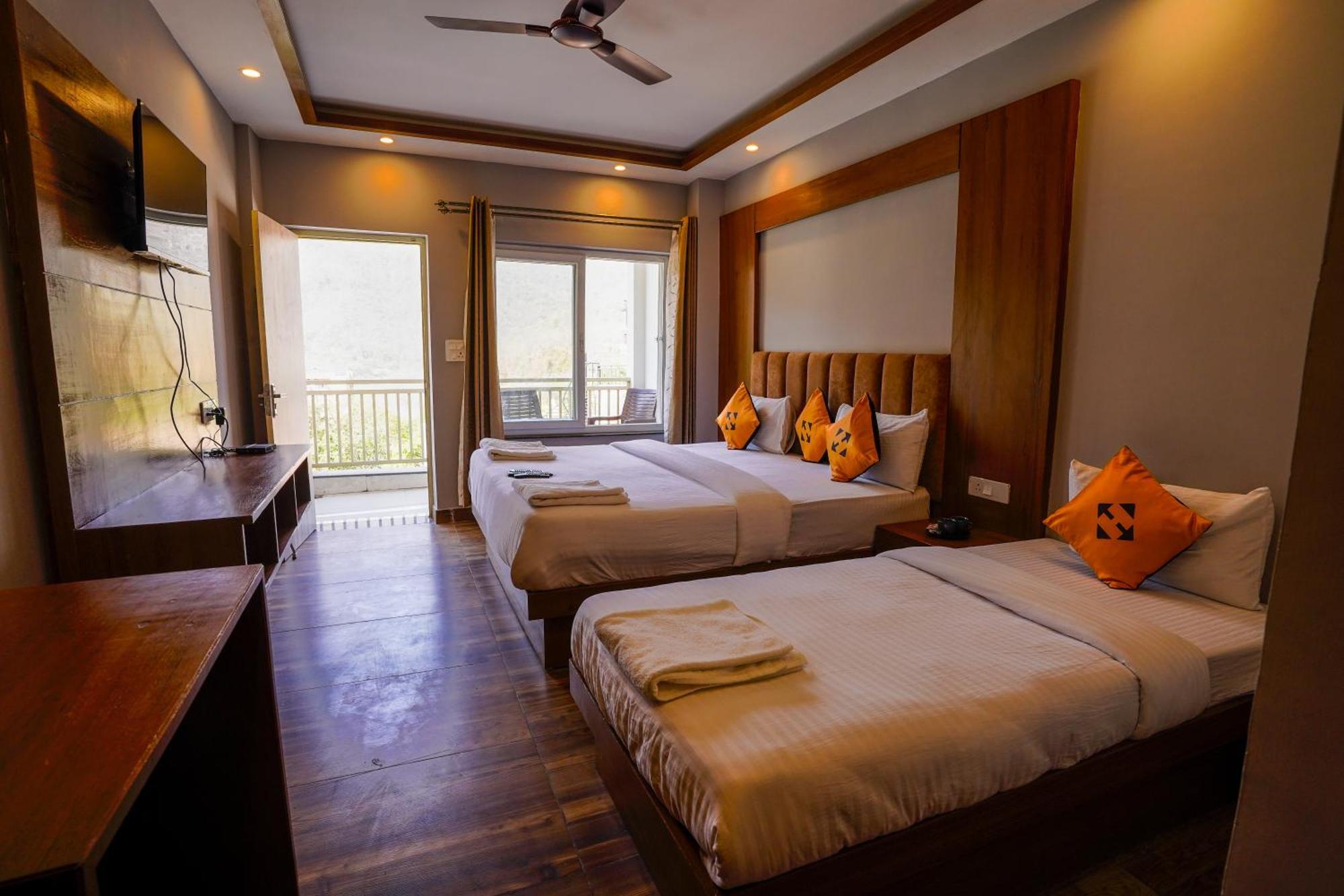 Hide-In Rishikesh, Laxman Jhula Hostel Екстериор снимка