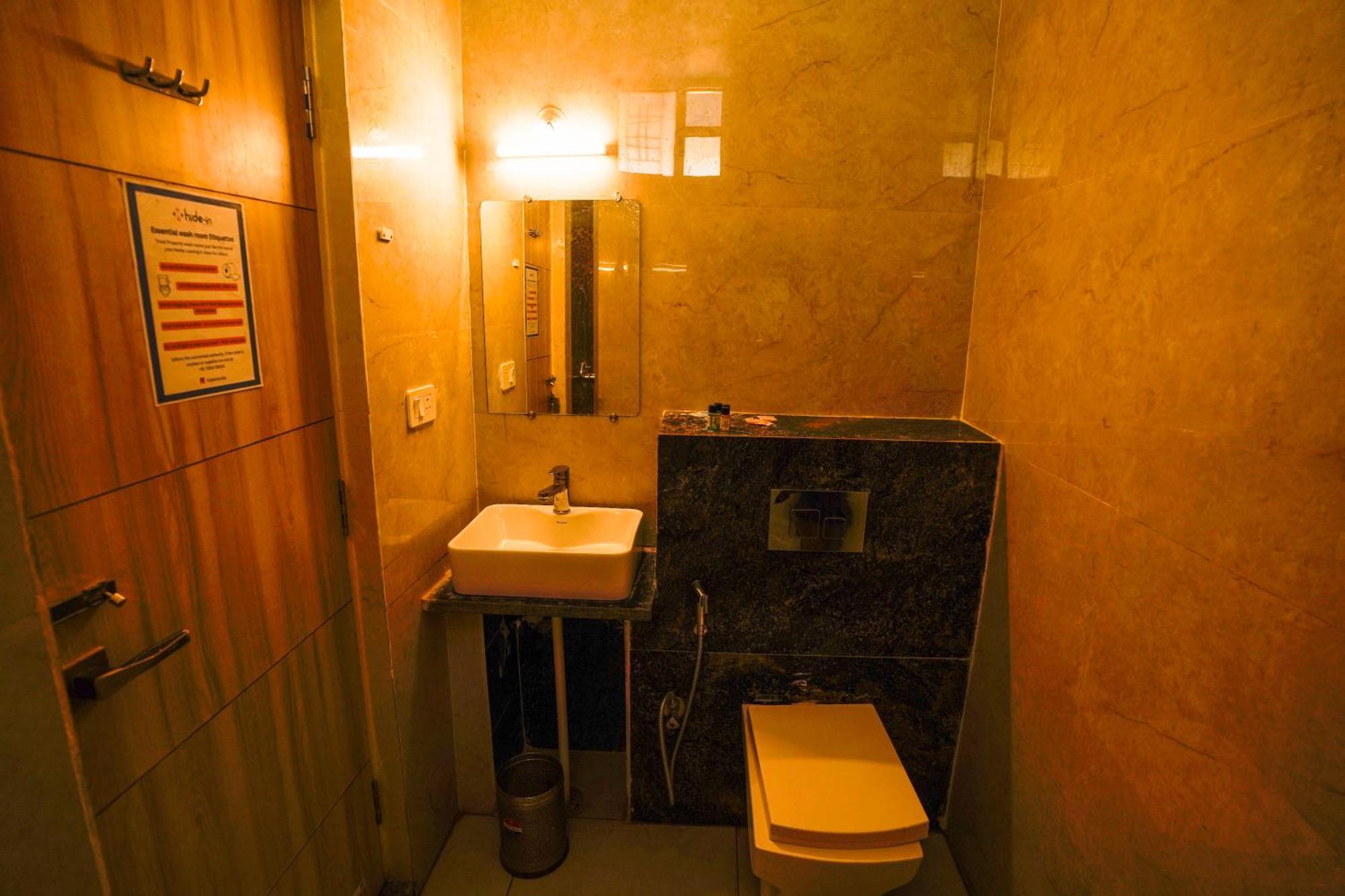 Hide-In Rishikesh, Laxman Jhula Hostel Екстериор снимка