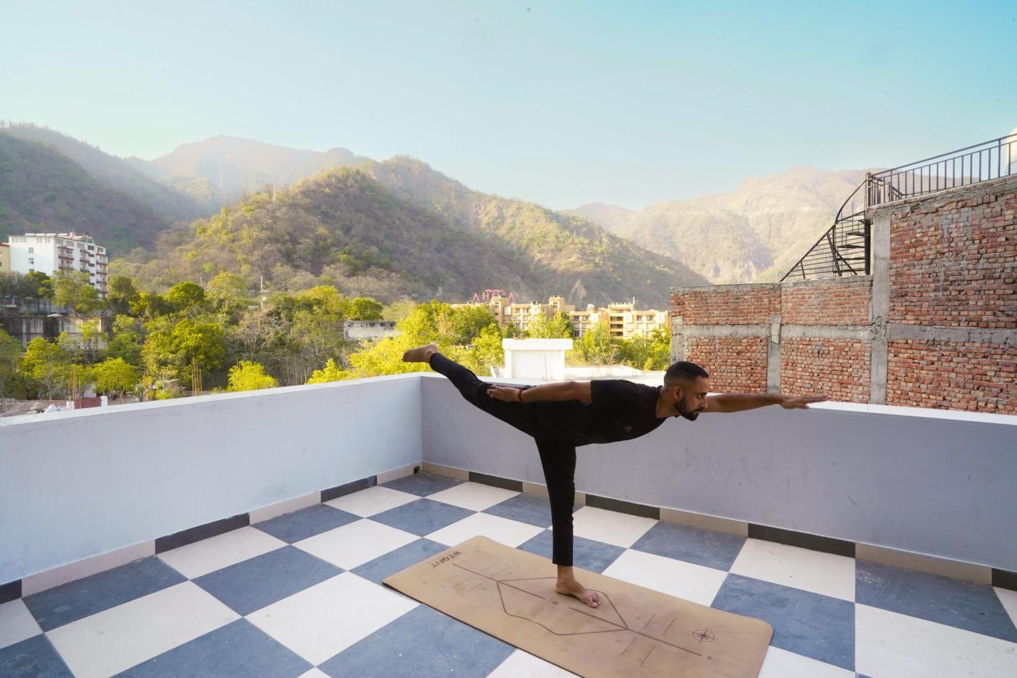 Hide-In Rishikesh, Laxman Jhula Hostel Екстериор снимка