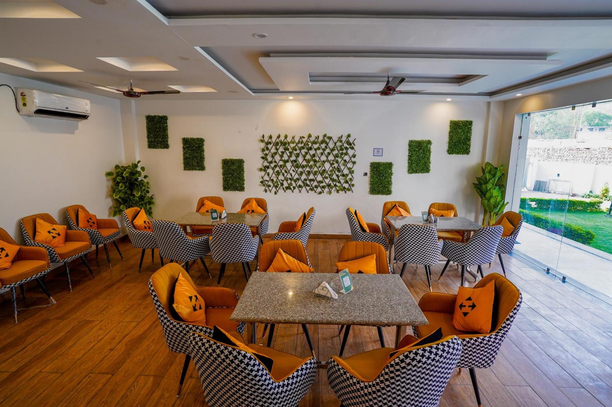 Hide-In Rishikesh, Laxman Jhula Hostel Екстериор снимка