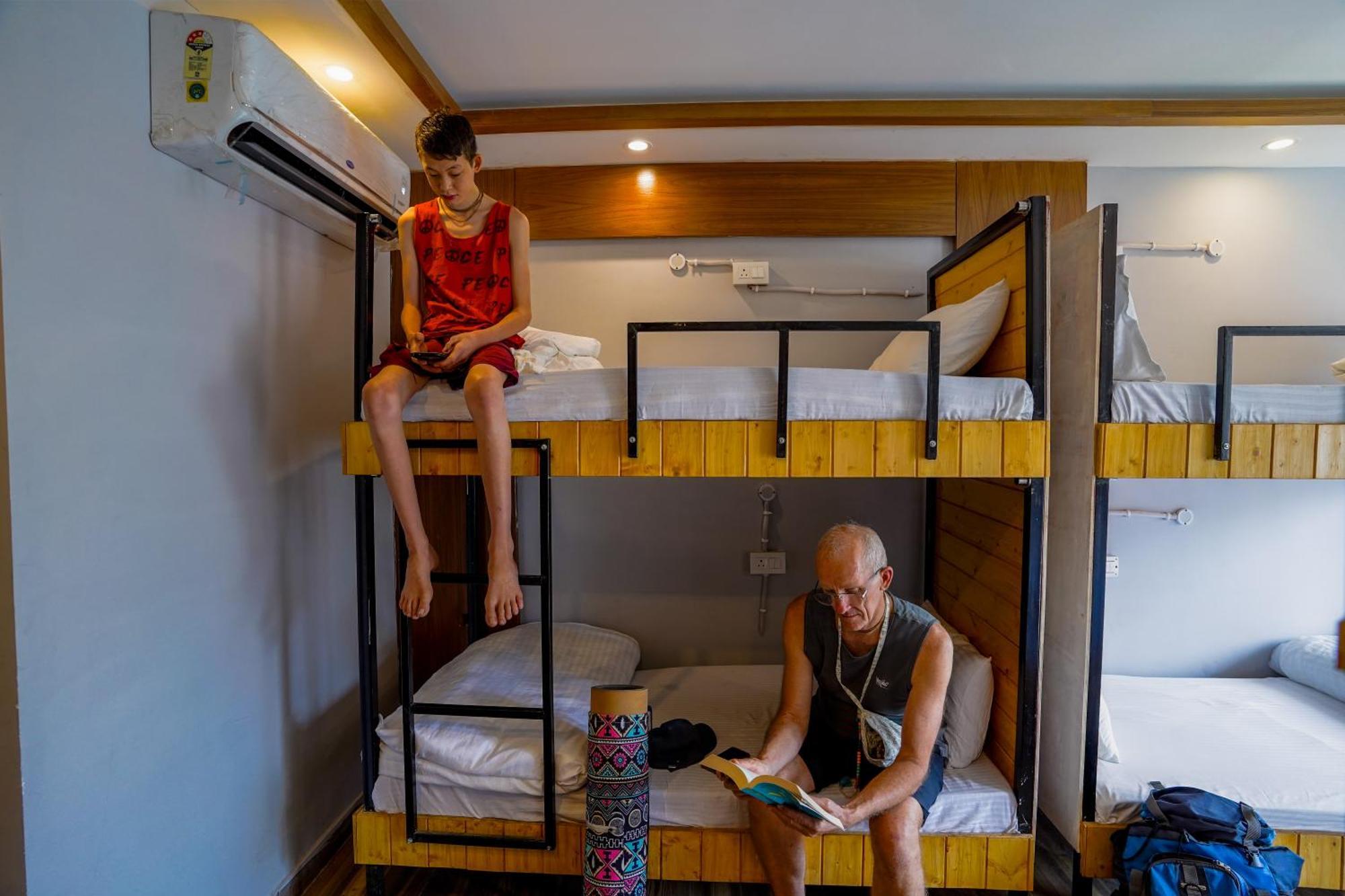 Hide-In Rishikesh, Laxman Jhula Hostel Екстериор снимка