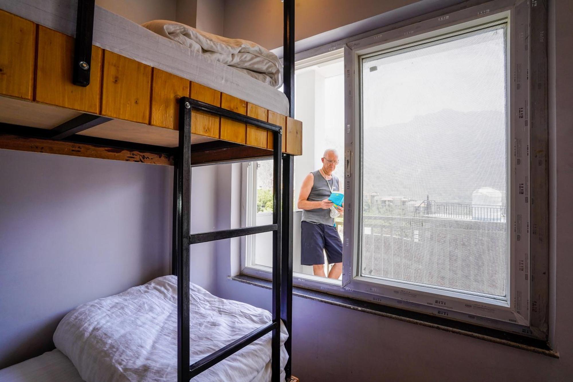 Hide-In Rishikesh, Laxman Jhula Hostel Екстериор снимка