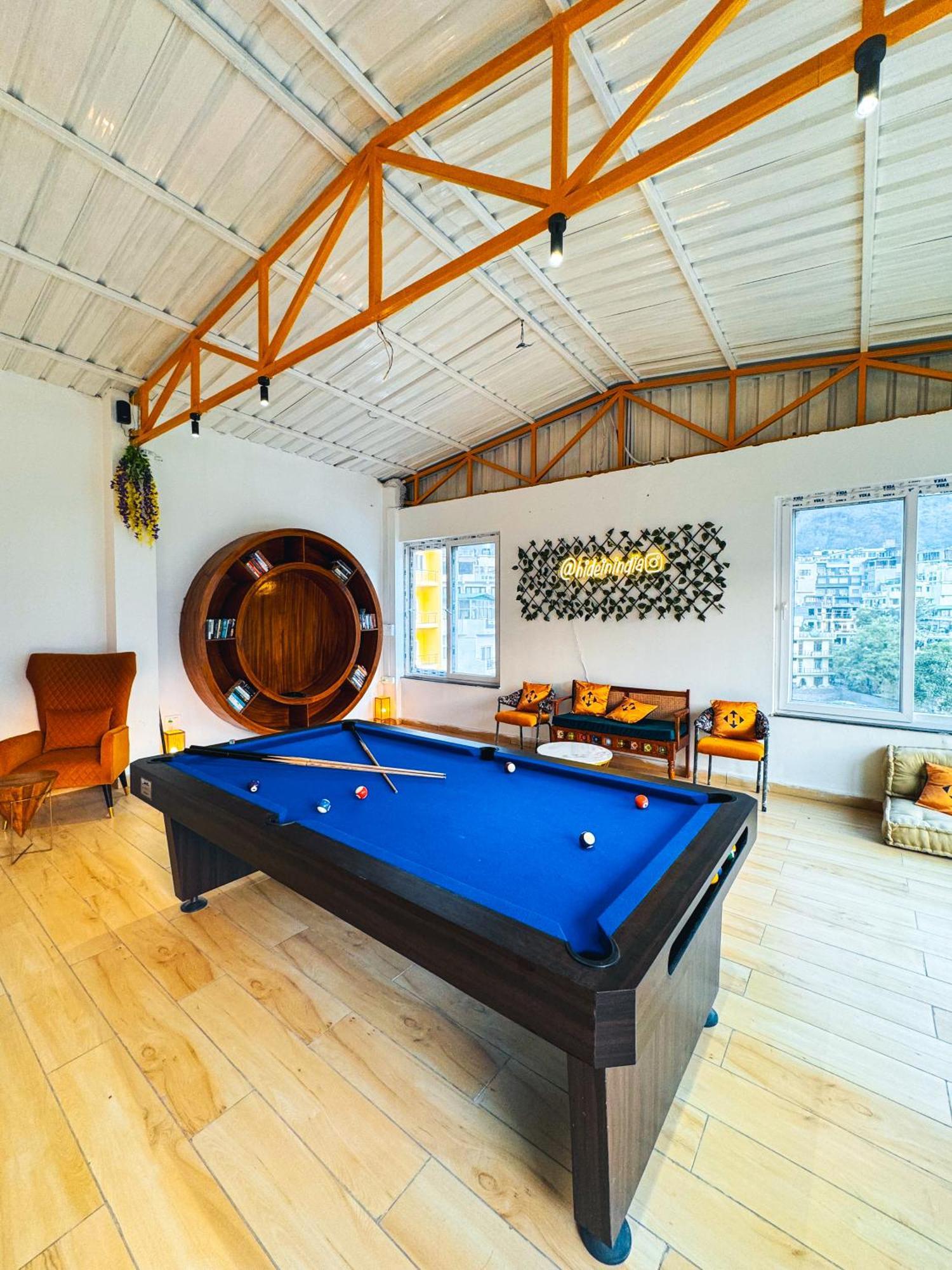 Hide-In Rishikesh, Laxman Jhula Hostel Екстериор снимка