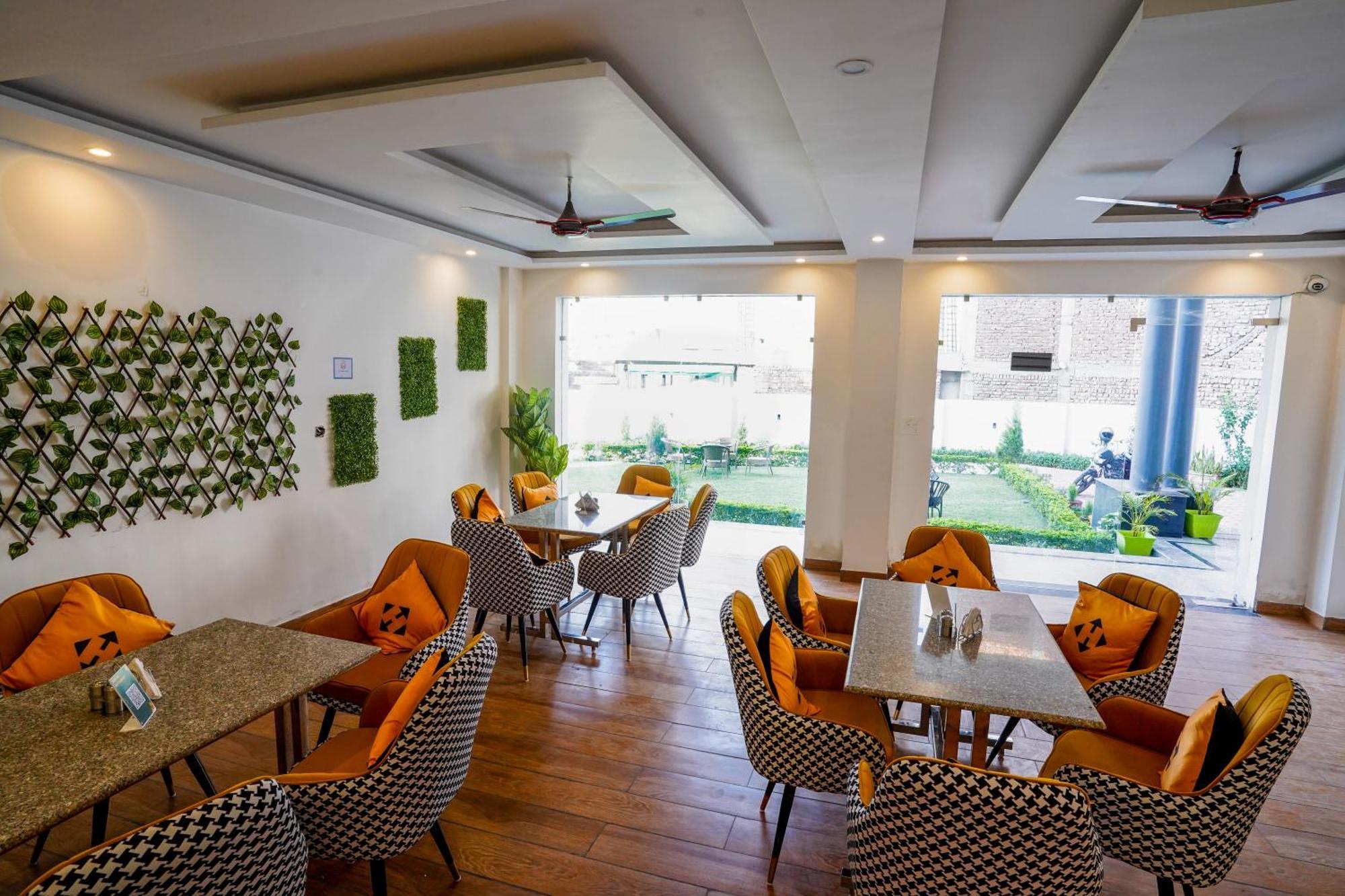 Hide-In Rishikesh, Laxman Jhula Hostel Екстериор снимка